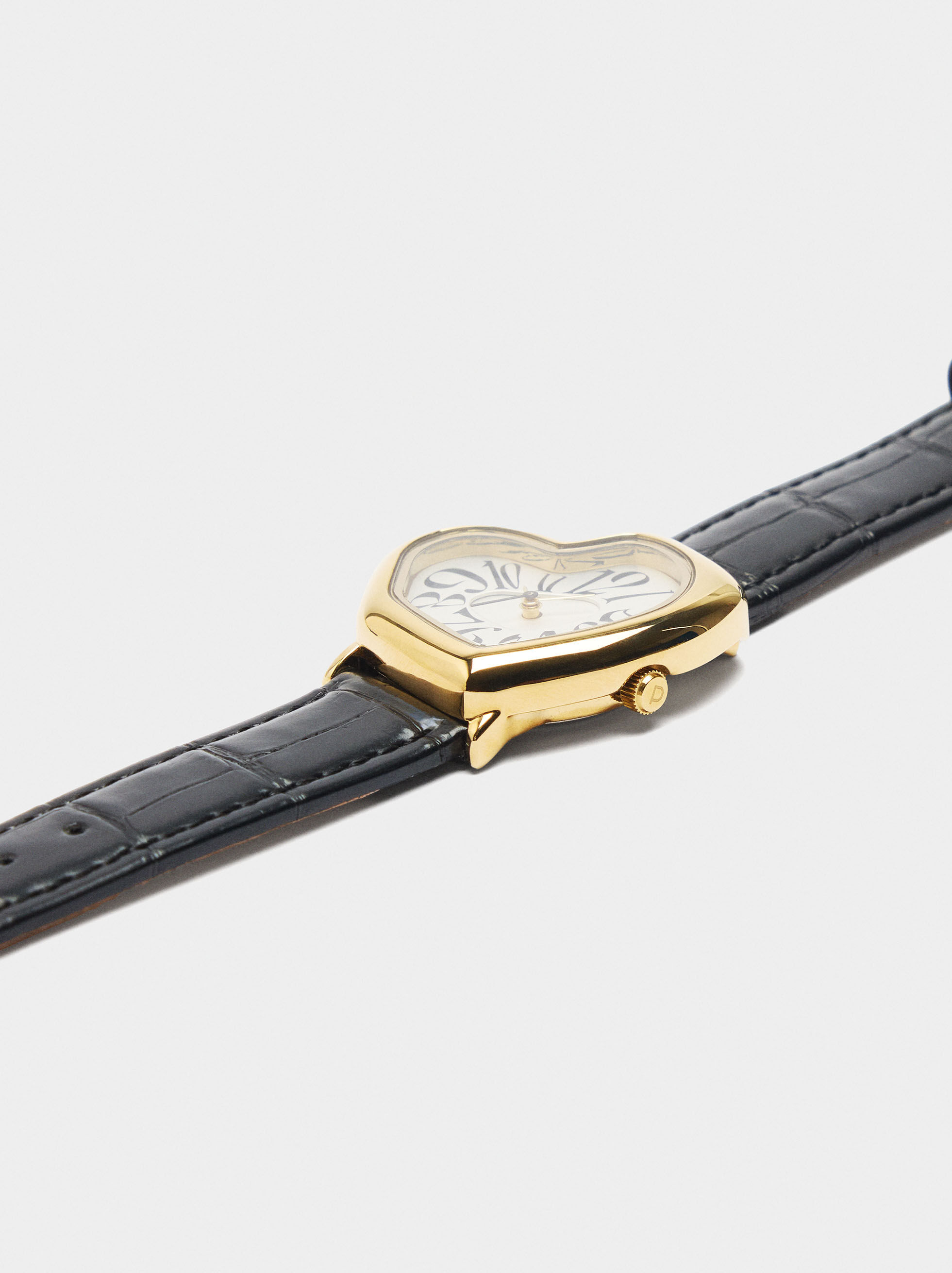Heart-shaped watch with leather strap