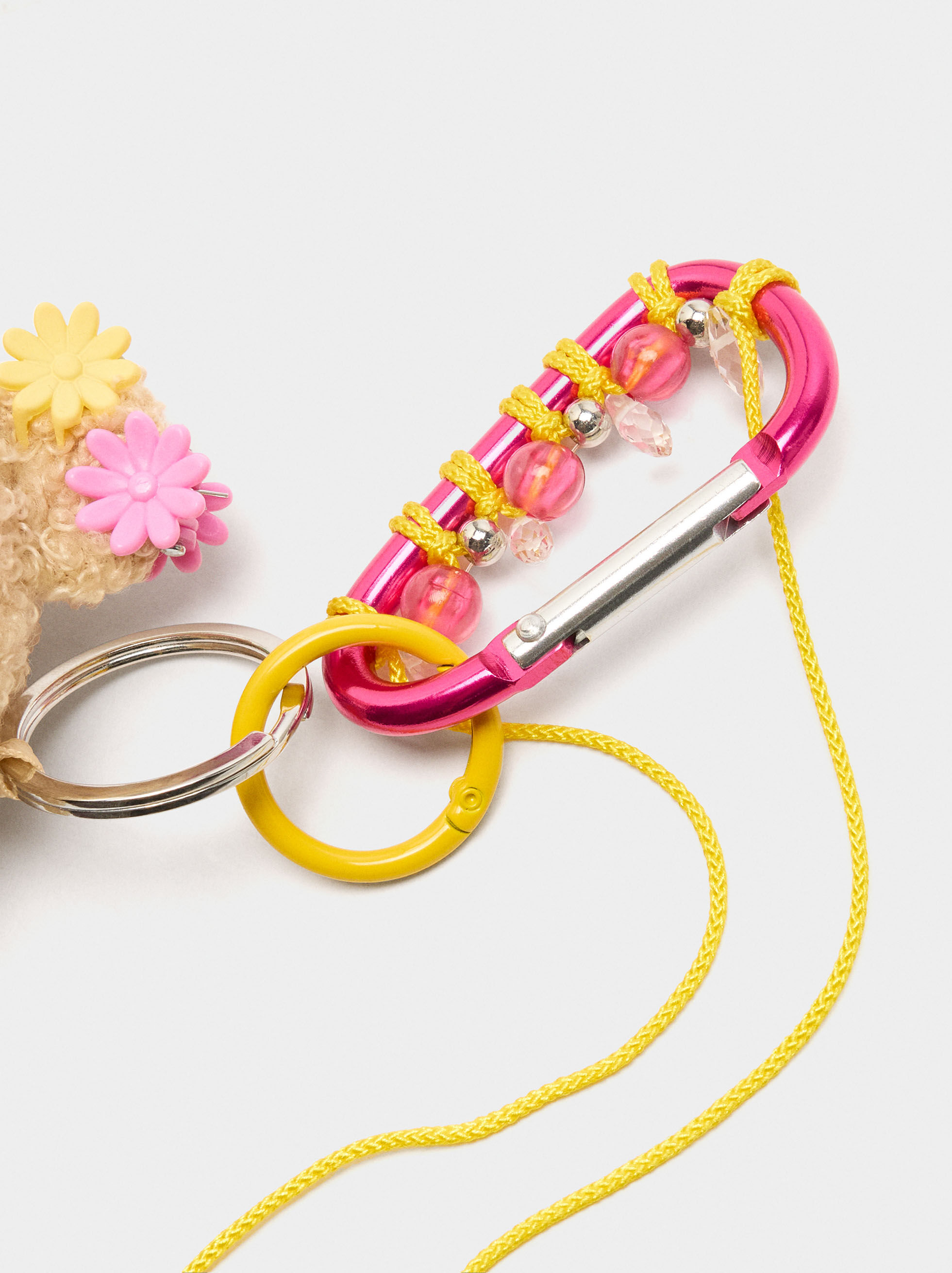 Keychain charm bear with headphones