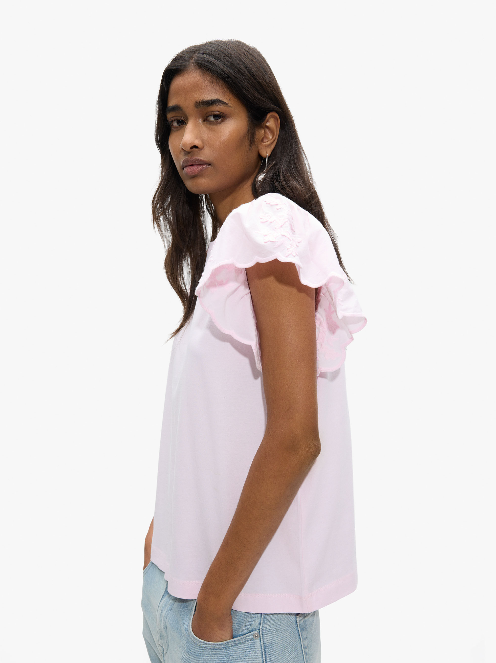 Cotton T-shirt with ruffled sleeves