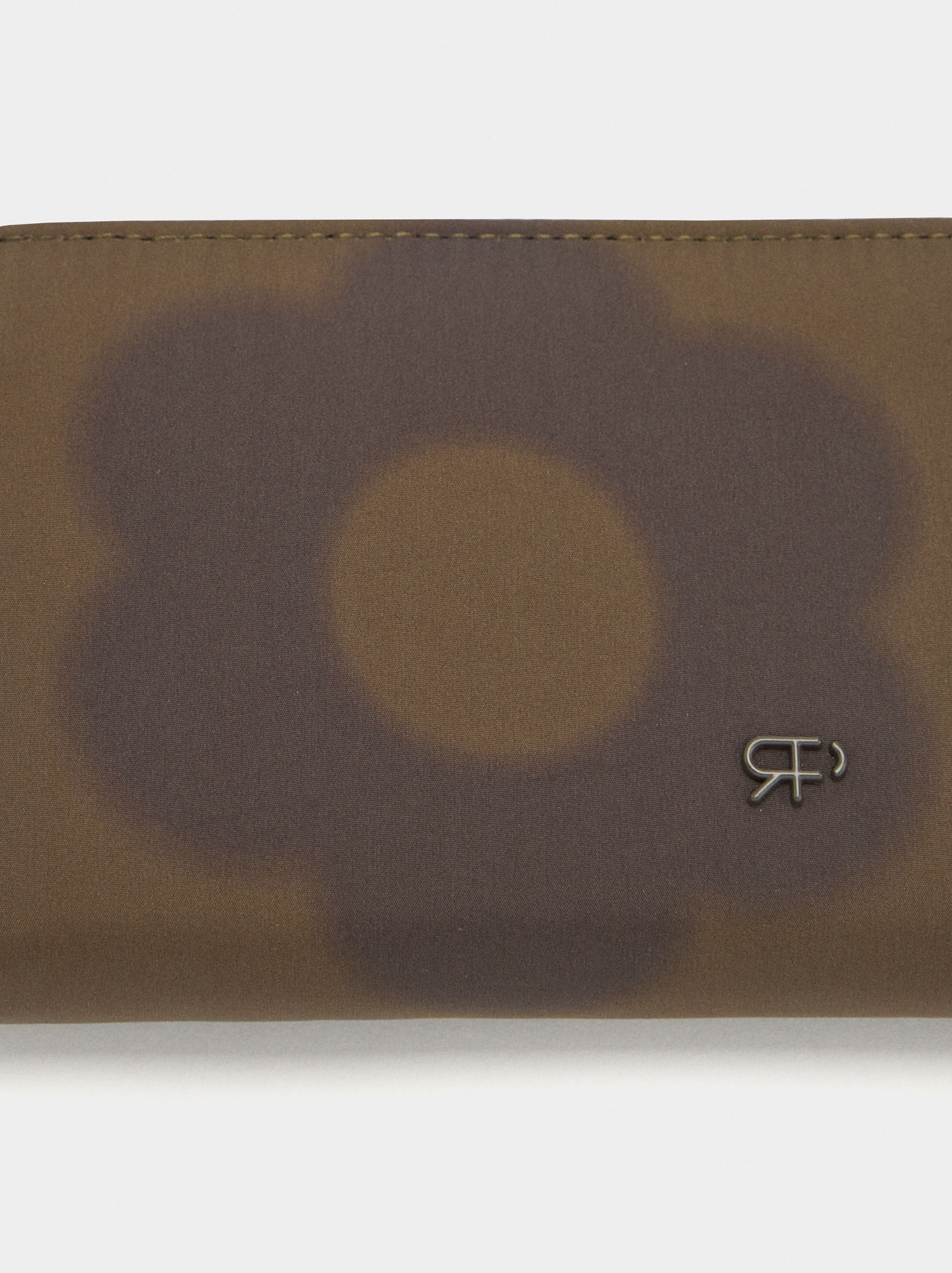 Nylon coin purse with zipper closure
