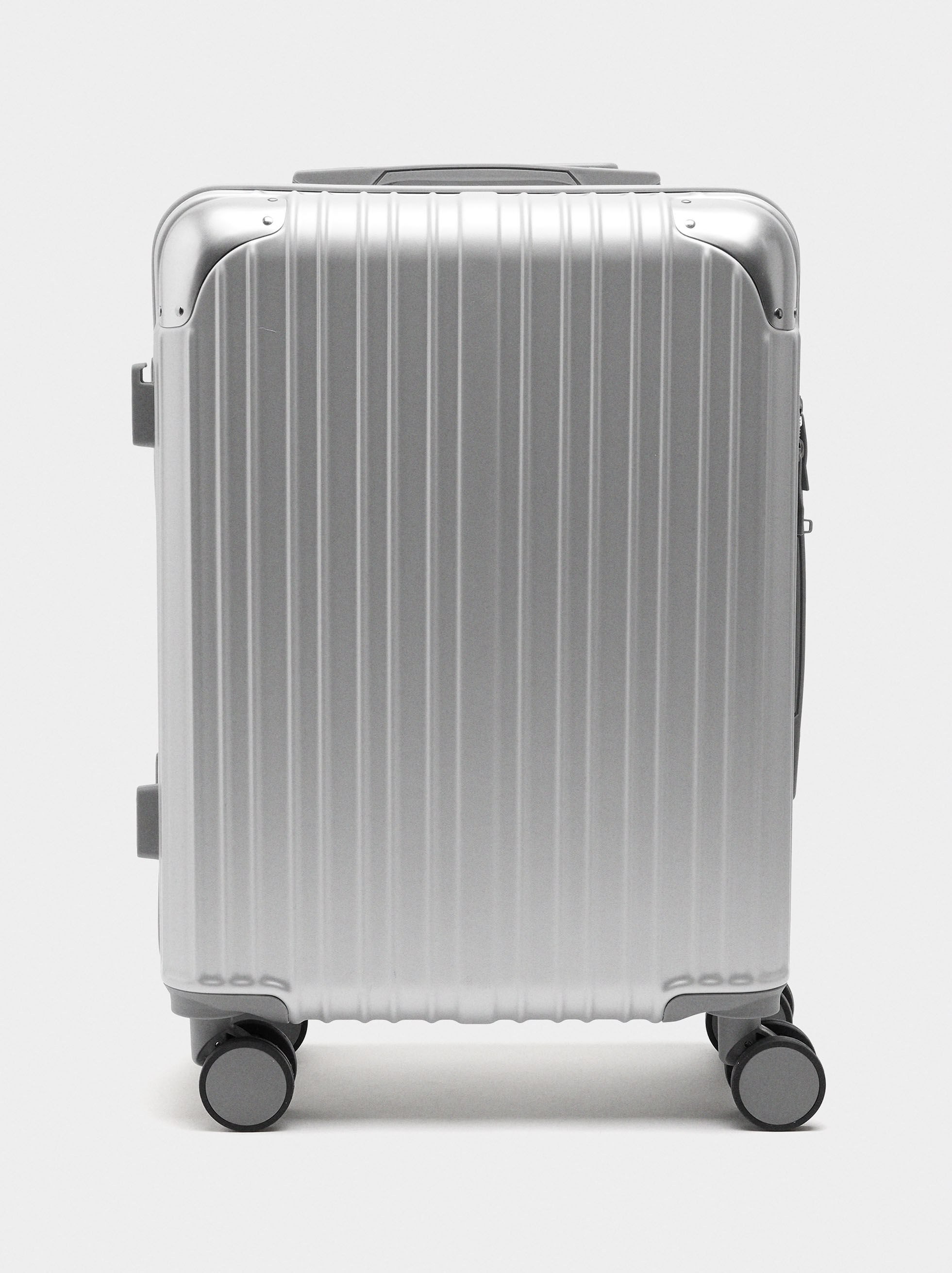 Travel Suitcase with M Texture