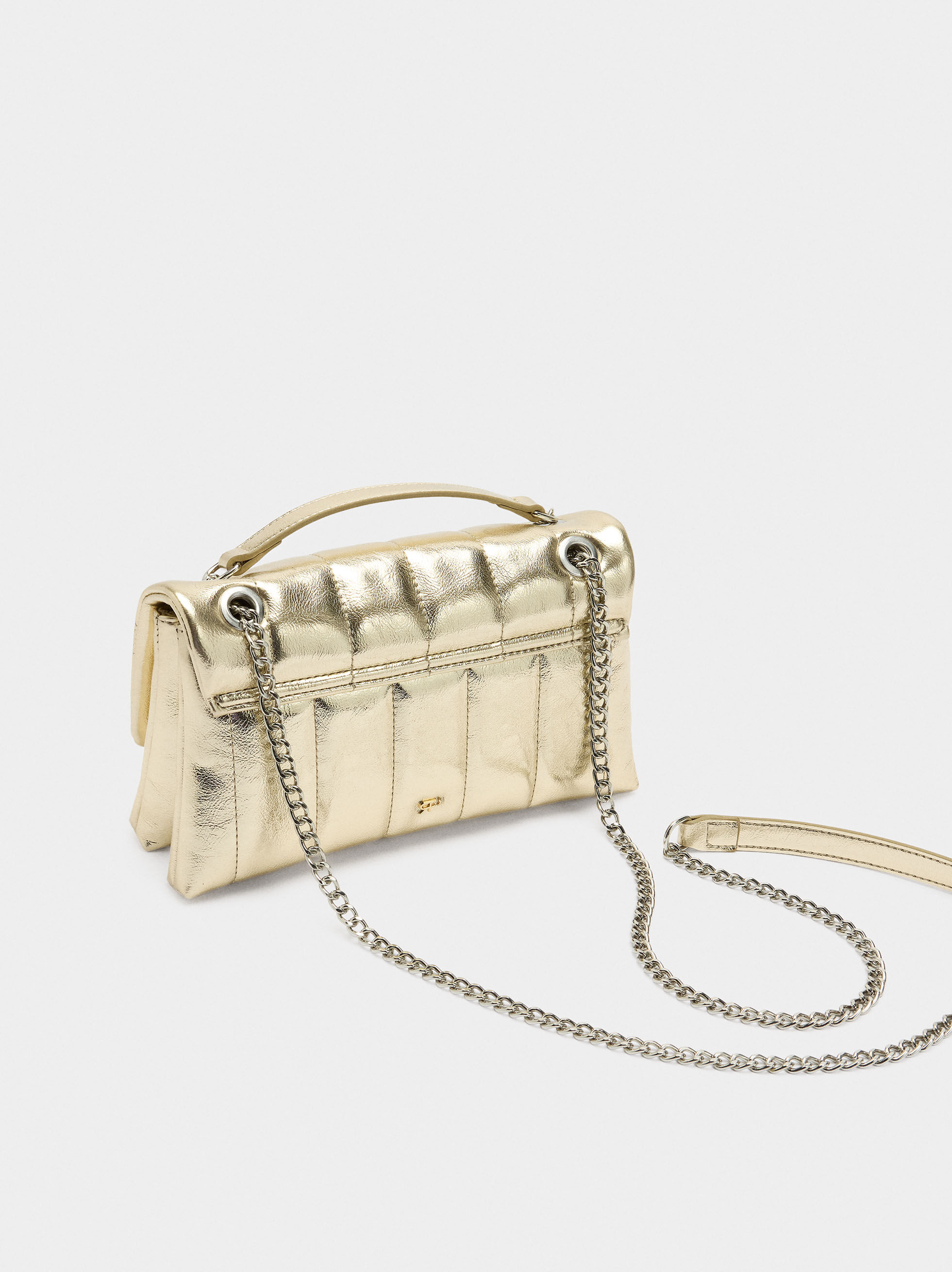 Padded shoulder bag