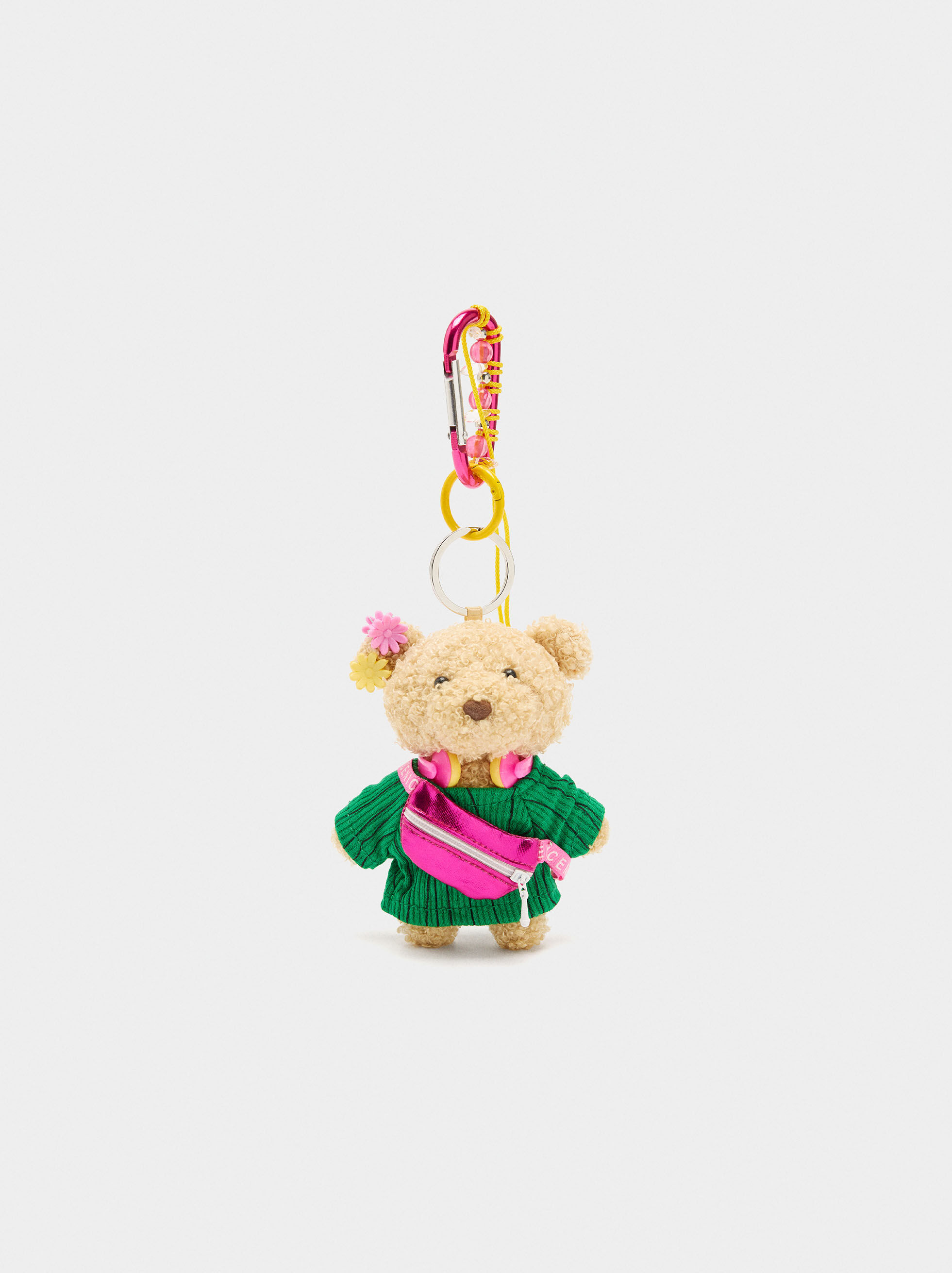 Keychain charm bear with headphones